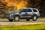 Toyota Sequoia SR5 2017 года